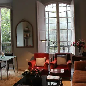 Luxurious 2 Bedroom Flat In A Historic Building Apartment Seville
